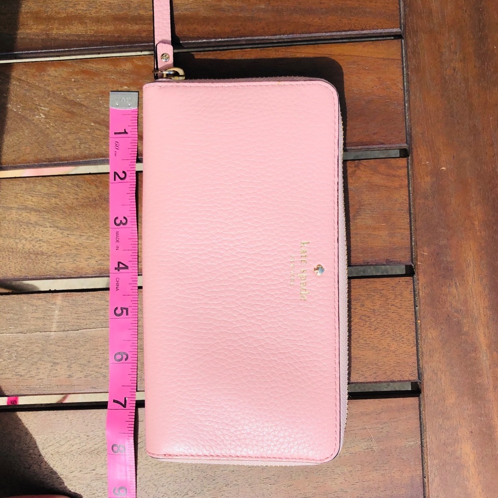 Kate spade zip wallet